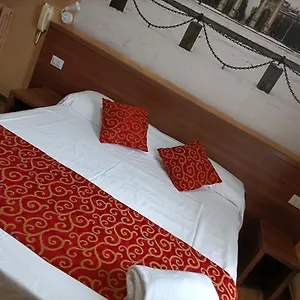 Corvetto Corso Lodi , Milaan Italië